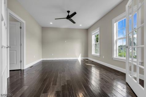 9 Jamieson Way Hillsborough NJ 08844