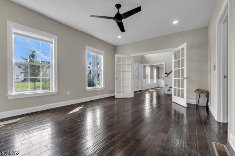 9 Jamieson Way Hillsborough NJ 08844