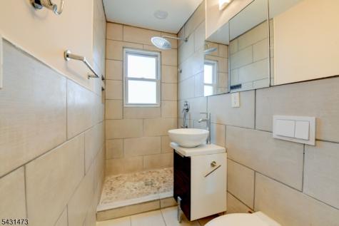 72 Colonial Drive Clark NJ 07066