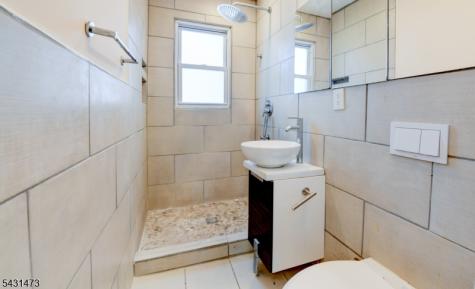 72 Colonial Drive Clark NJ 07066