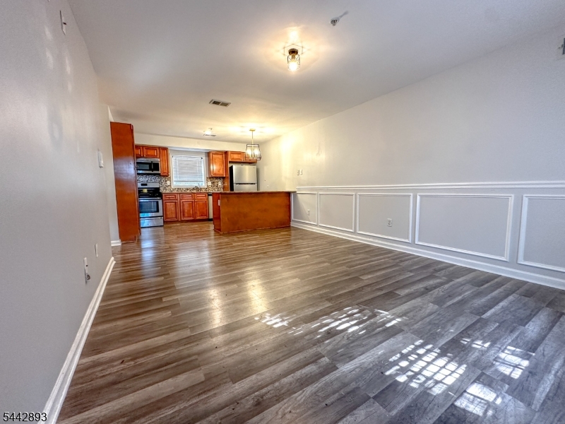 171 Clifford Street Newark NJ 07105