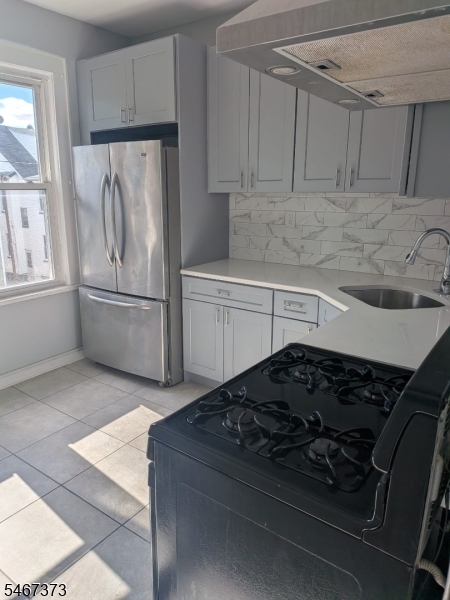 228 Renner Avenue Newark NJ 07112