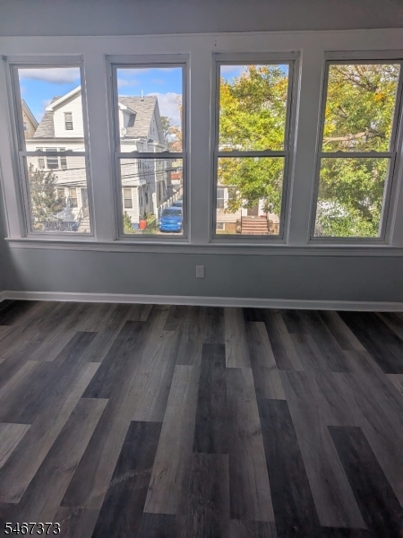 228 Renner Avenue Newark NJ 07112