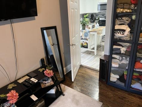 68 Wolf Place Hillside NJ 07205