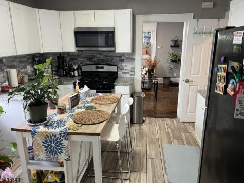 68 Wolf Place Hillside NJ 07205