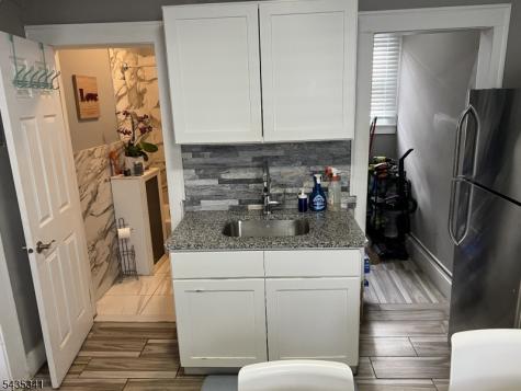 68 Wolf Place Hillside NJ 07205