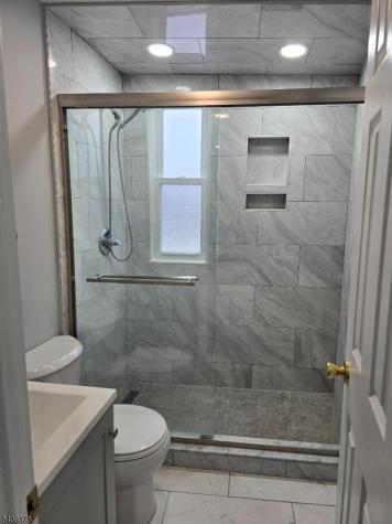 8 Fleming Avenue Newark NJ 07105