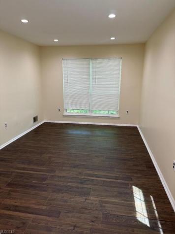 11 Crabapple Lane Franklin NJ 08823