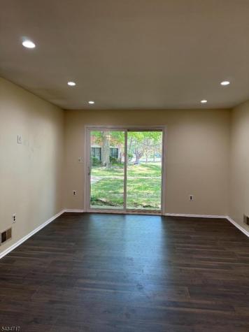 11 Crabapple Lane Franklin NJ 08823