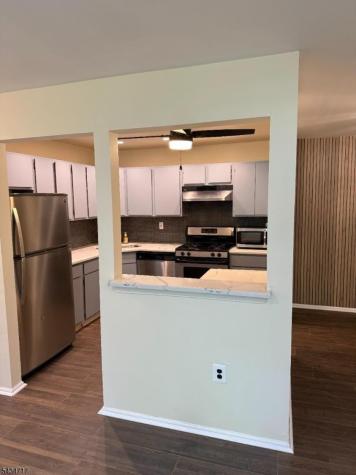 11 Crabapple Lane Franklin NJ 08823