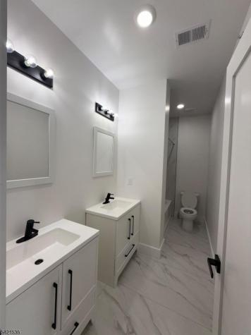 223 Monroe Ave, Apt 2 Plainfield NJ 07063