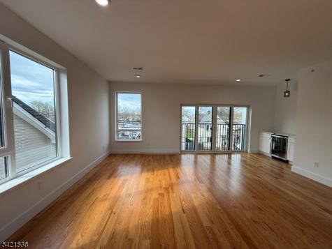 223 Monroe Ave, Apt 2 Plainfield NJ 07063
