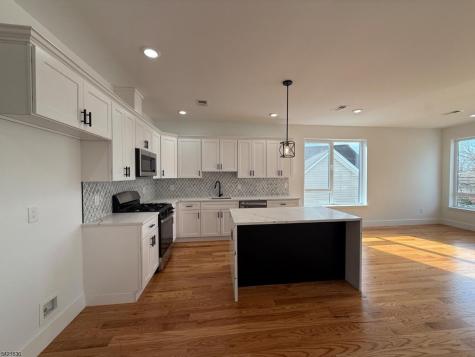 223 Monroe Ave, Apt 2 Plainfield NJ 07063