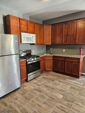 310 Halsted Street East Orange NJ 07018
