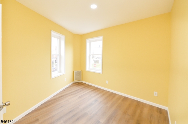 29 Dodd Street Bloomfield NJ 07003