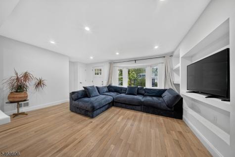 10 Sunnyside Road West Orange NJ 07052