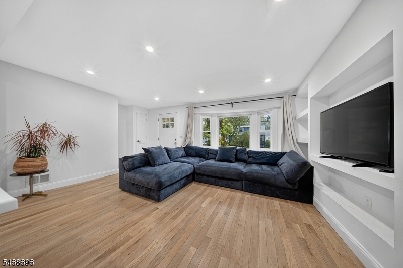 10 Sunnyside Road West Orange NJ 07052
