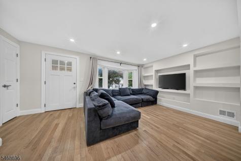 10 Sunnyside Road West Orange NJ 07052