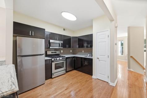 448 Hartford Drive Nutley NJ 07110