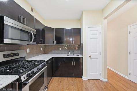 448 Hartford Drive Nutley NJ 07110