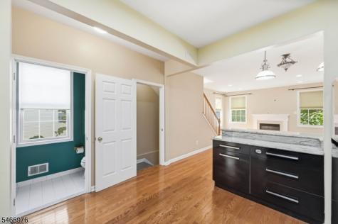 448 Hartford Drive Nutley NJ 07110