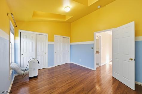 448 Hartford Drive Nutley NJ 07110