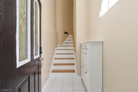 448 Hartford Drive Nutley NJ 07110