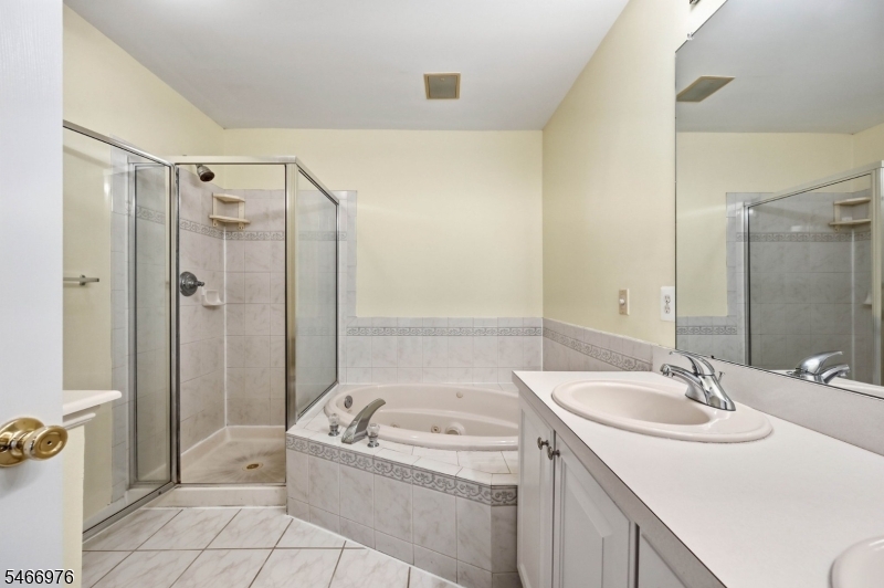 448 Hartford Drive Nutley NJ 07110
