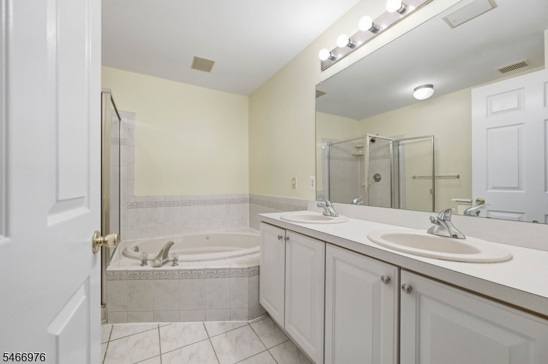 448 Hartford Drive Nutley NJ 07110