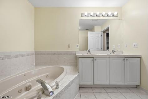 448 Hartford Drive Nutley NJ 07110