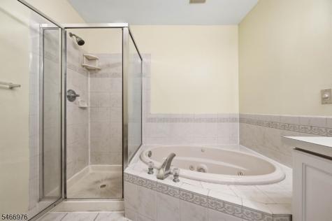 448 Hartford Drive Nutley NJ 07110