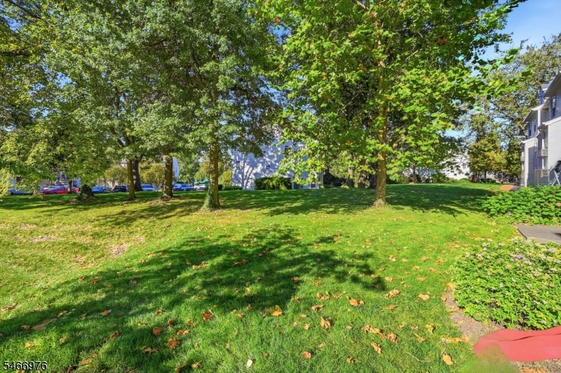 448 Hartford Drive Nutley NJ 07110
