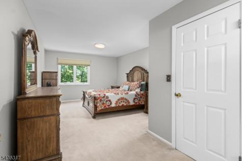 21 Edgefield Drive Parsippany-troy Hills NJ 07950