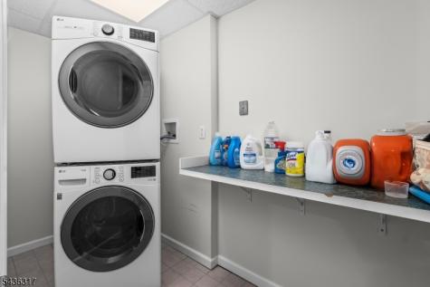 21 Edgefield Drive Parsippany-troy Hills NJ 07950
