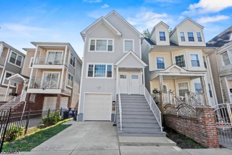 142 N 15th Street East Orange NJ 07017