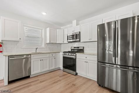 142 N 15th Street East Orange NJ 07017