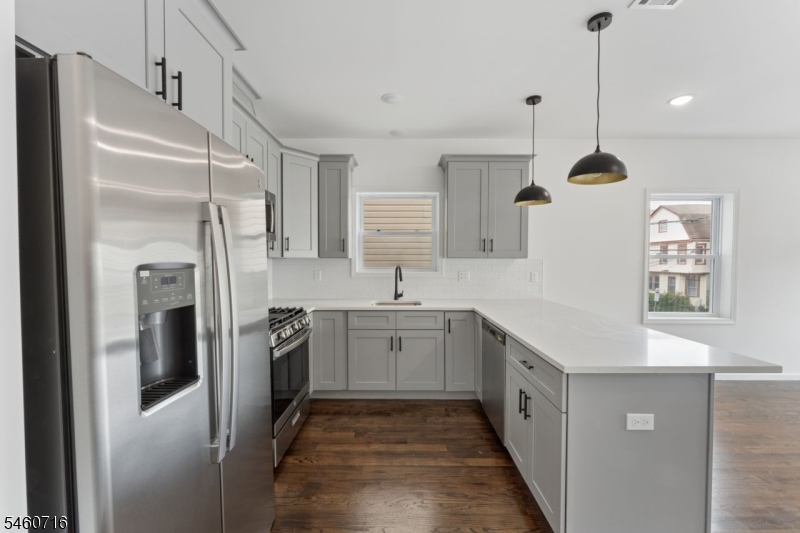 914 Bergen Street Newark NJ 07112