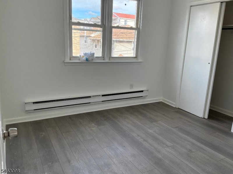 160 E Kinney St Unit 2r Newark NJ 07105
