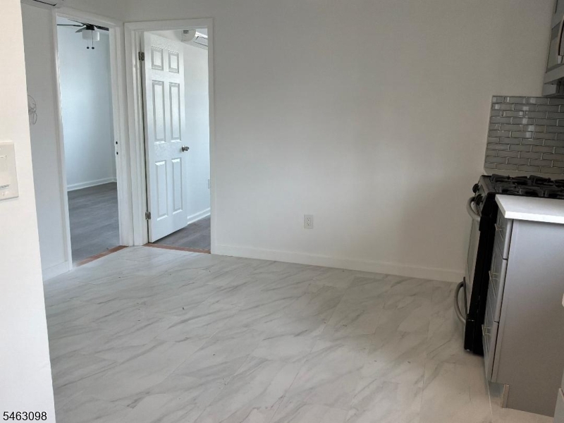 160 E Kinney St Unit 2r Newark NJ 07105
