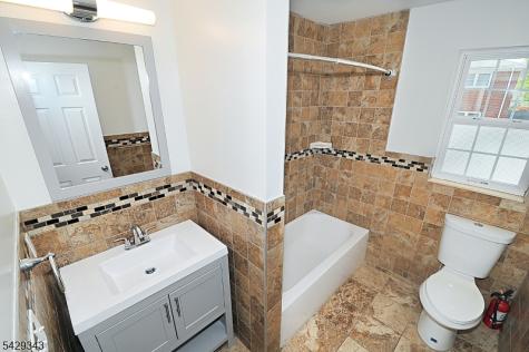506 W Elizabeth Avenue Linden NJ 07036
