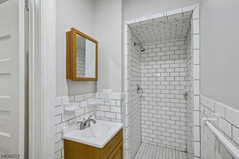 99 Lincoln Street Montclair NJ 07042