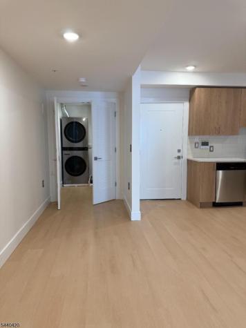627 Valley Road Montclair NJ 07043