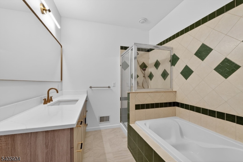 8 Maple Cres Unit 12 Vernon NJ 07462