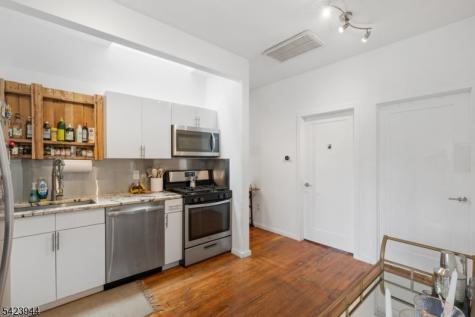22 Willowdale Avenue Montclair NJ 07042