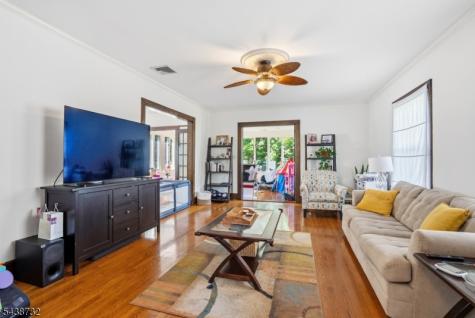 306 Walnut Avenue Cranford NJ 07016