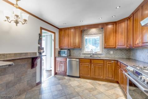 28 Edgehill Avenue Chatham NJ 07928