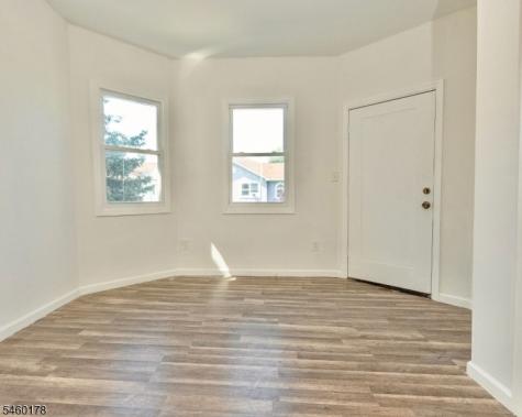 186 N 17th East Orange NJ 07017