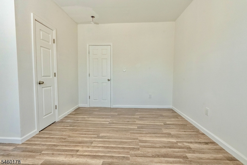 186 N 17th East Orange NJ 07017