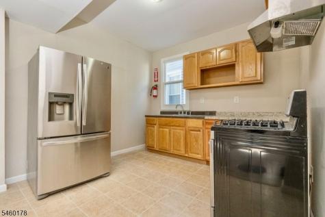 186 N 17th East Orange NJ 07017