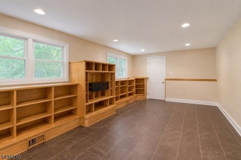 947 Cherry Hill Road Montgomery NJ 08540